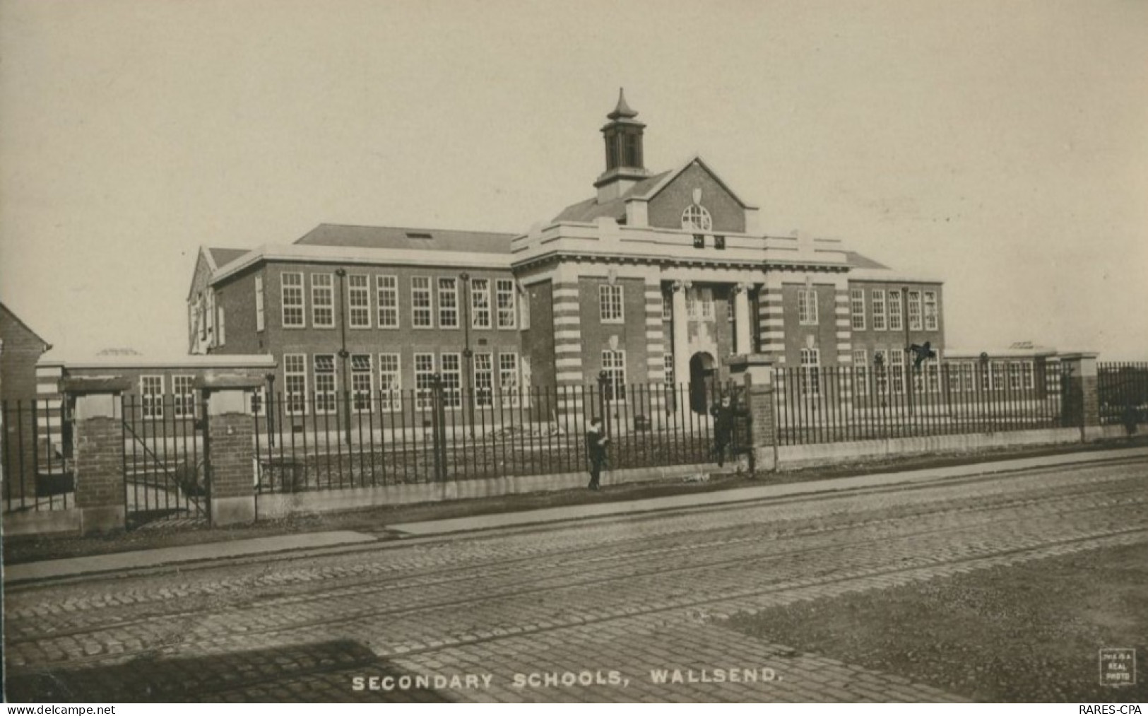 SECONDARY SCHOOLS , WALLSEND - TTB - Other & Unclassified