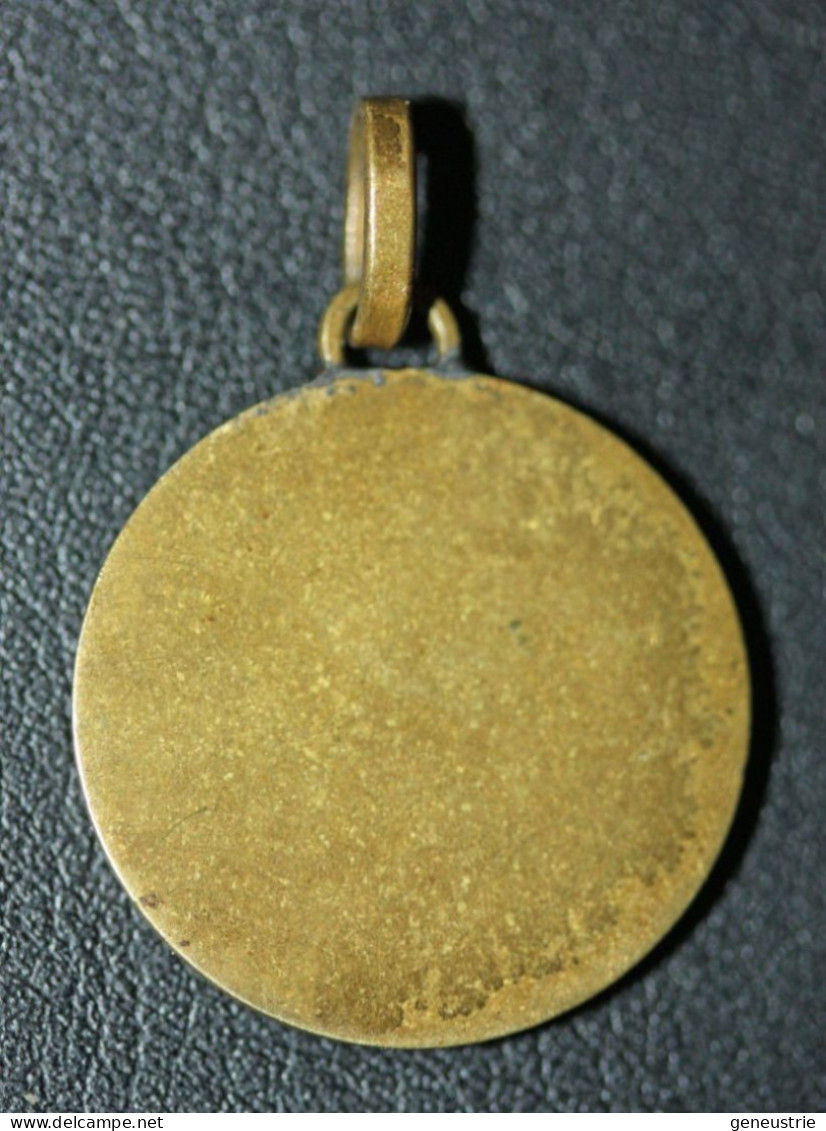 Pendentif Médaille Religieuse Bronze "Vierge à L'Enfant" Graveur: Fernand Py - Religious Medal - Religione & Esoterismo