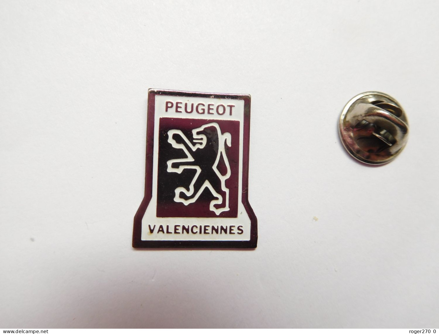 Beau Pin's  , Auto Peugeot  Valenciennes , Verso Quadrillé - Peugeot