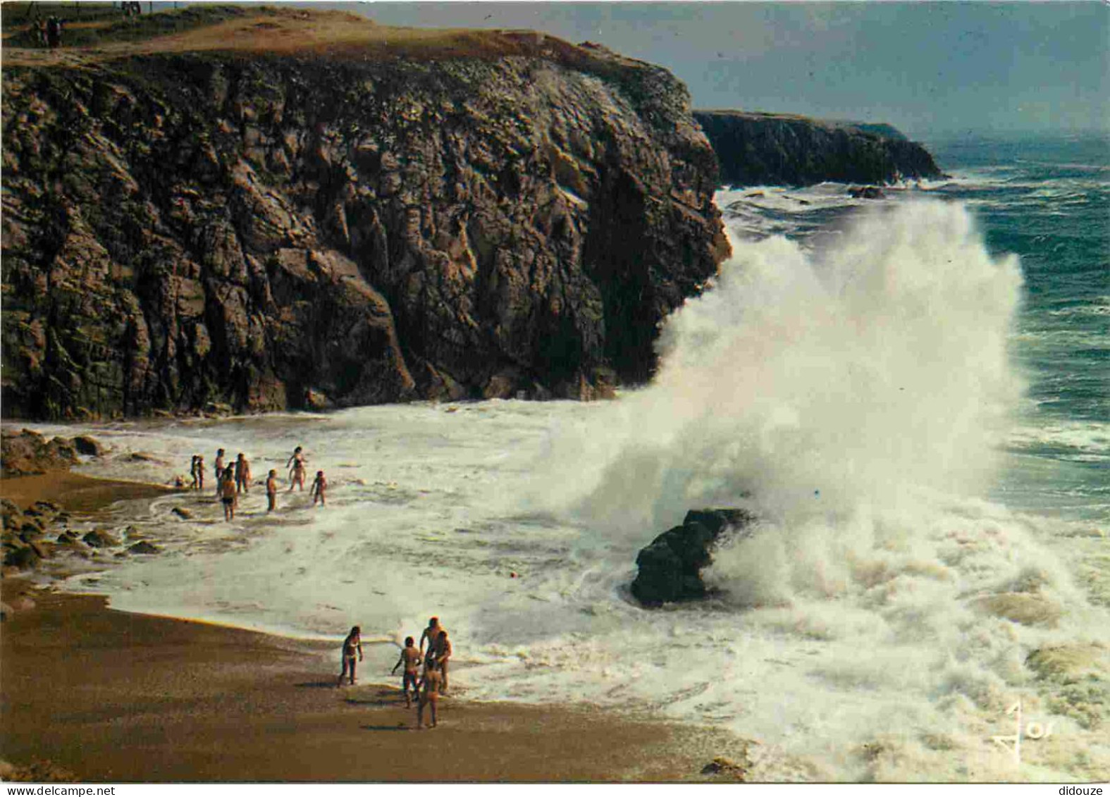 Régions - Bretagne - Effet De Vagues - CPM - Voir Scans Recto-Verso - Bretagne