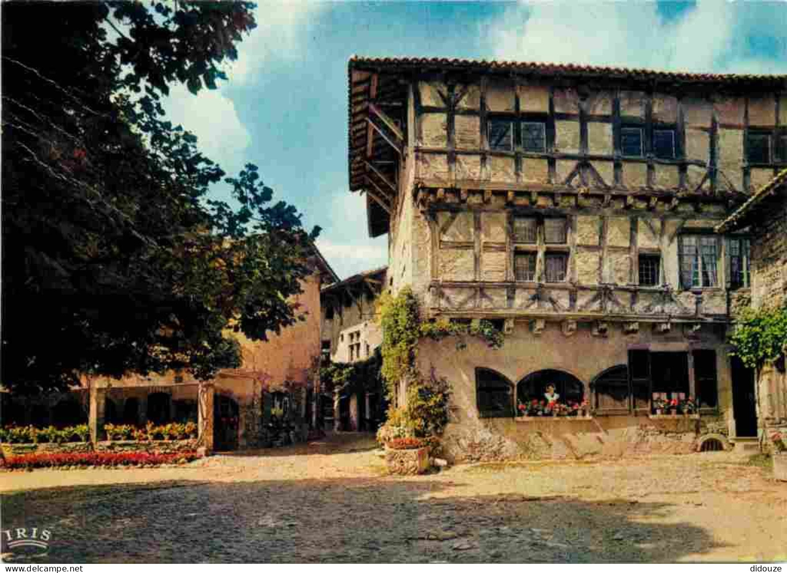 01 - Pérouges - L'Hostellerie - Monument Historique Du XllIe Siècle Et La Rue Du Prince - Cité Médiévale - Vieilles Pier - Pérouges
