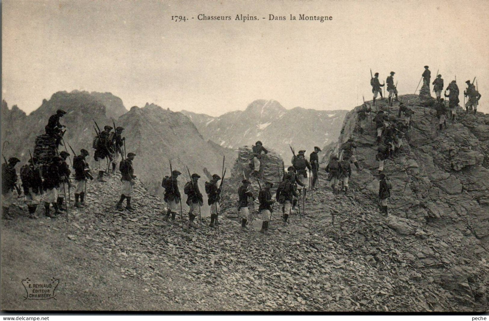 N°598 W -cpa Chasseurs Alpins Dans La Montagne- - Régiments