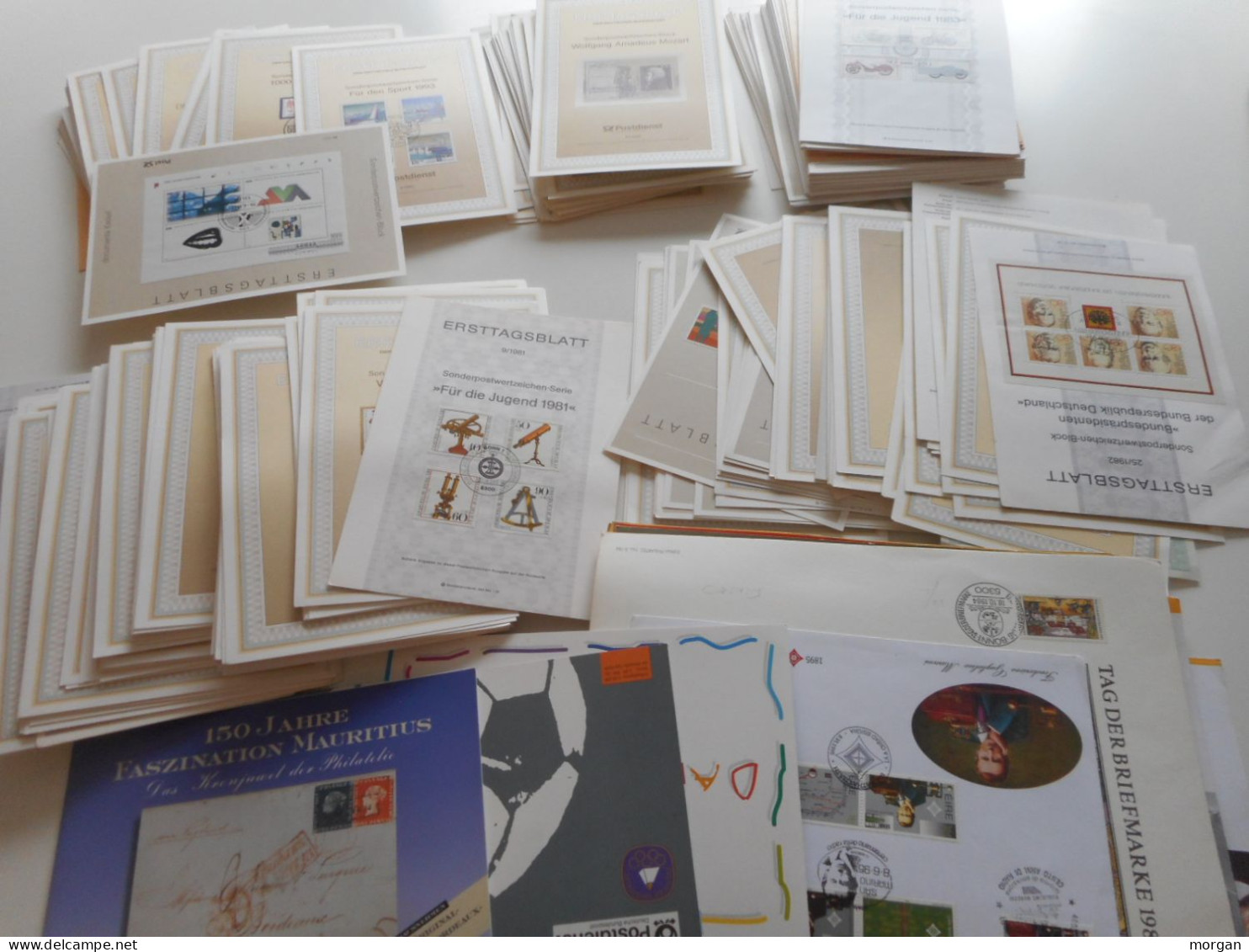 ALLEMAGNE, GROS LOT DE TIMBRES 1er JOUR  SUR FEUILLETS 3,5 KILOS, PHILATELIE ALLEMAGNE - Sammlungen (ohne Album)