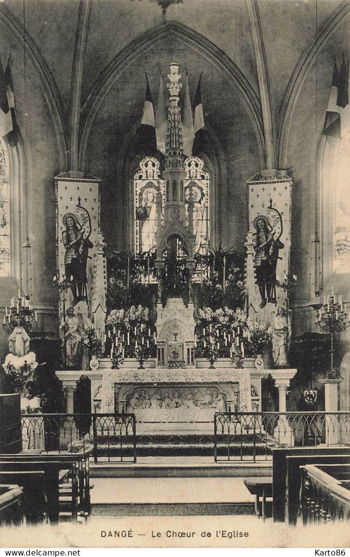 Dangé * Intérieur De L'église Du Village , Le Choeur - Dange Saint Romain