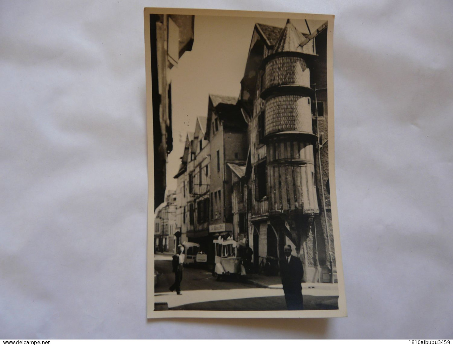 RARE - CARTE PHOTO 10 AUBE - TROYES : Scène Animée - Rue Champeaux - Troyes