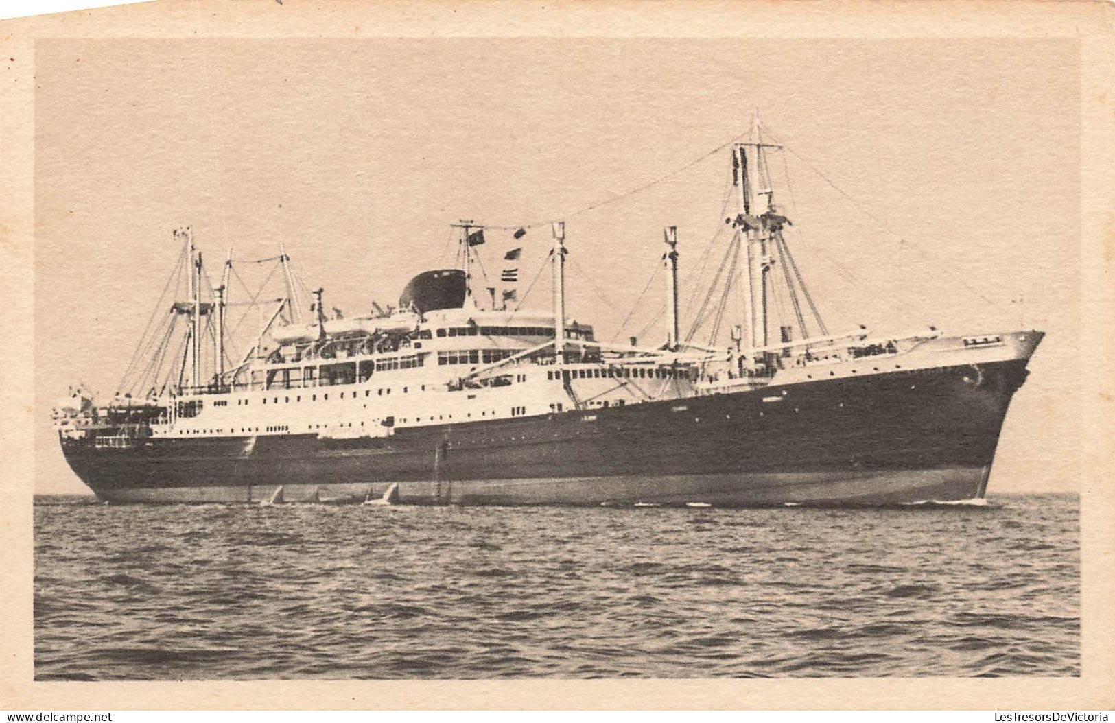 TRANSPORTS - Bateaux - Paquebots - Les Paquebots Mixtes - Calédonien - Tahitien - Carte Postale Ancienne - Paquebots