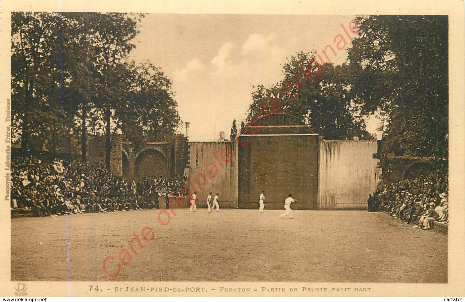 64.  SAINT JEAN PIED DE PORT . Fronton . Partie De Pelote Petit Gant  .  CPA LABOUCHE FRERES TOULOUSE . - Saint Jean Pied De Port