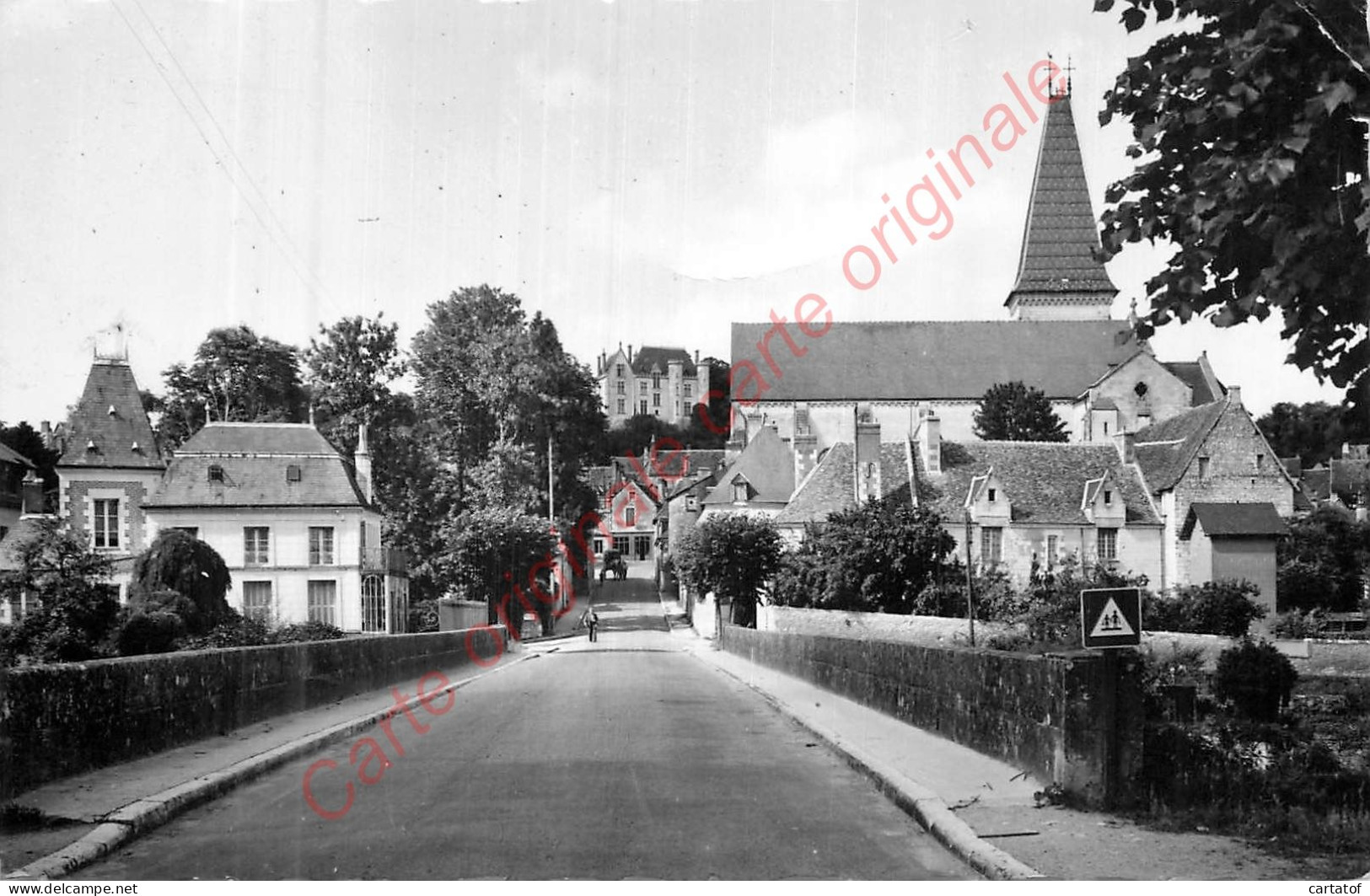 37.  PREUILLY SUR CLAISE . L'Eglise Et Le Château Vus Du Pont . - Ohne Zuordnung