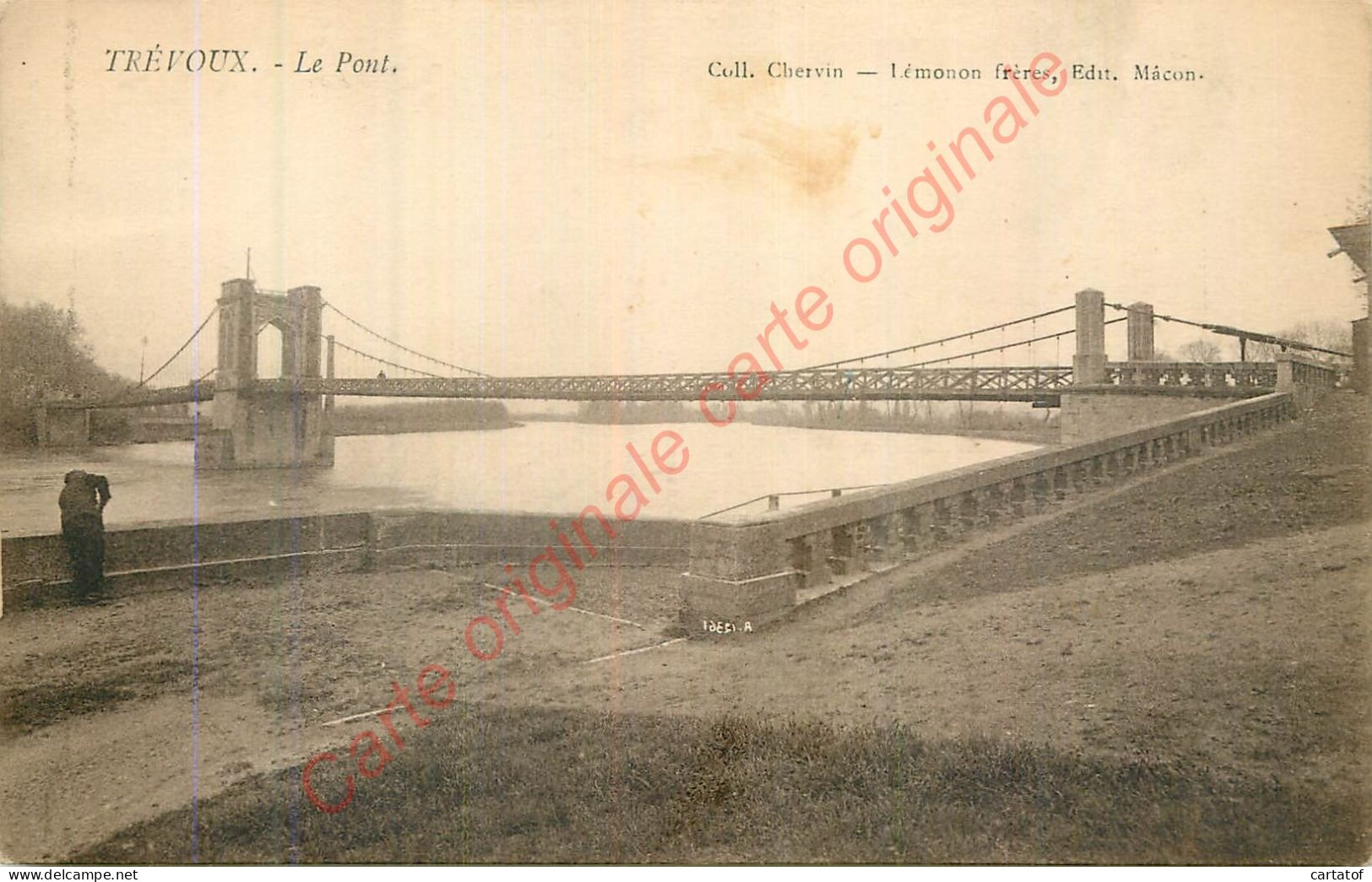 01.  TREVOUX .  Le Pont . - Trévoux