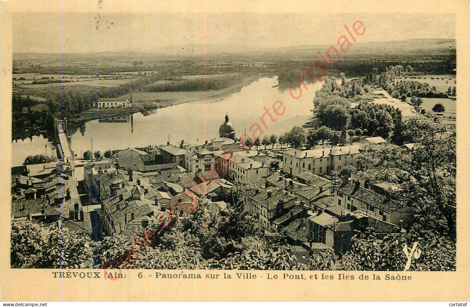 01.  TREVOUX .  Panorama Sur La Ville . Le POnt Et Les Iles De La Saône . - Trévoux