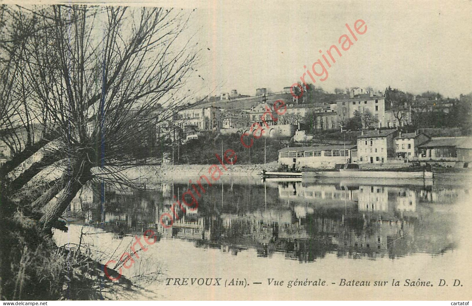 01.  TREVOUX .  Vue Générale . Bateau Sur La Saône . - Trévoux