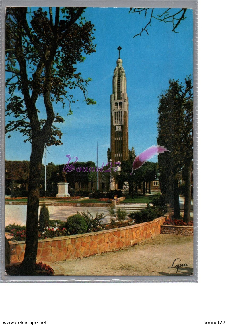 VILLEMOMBLE 93 - L'Eglise Vue Du Square De Verdun 1980 - Villemomble