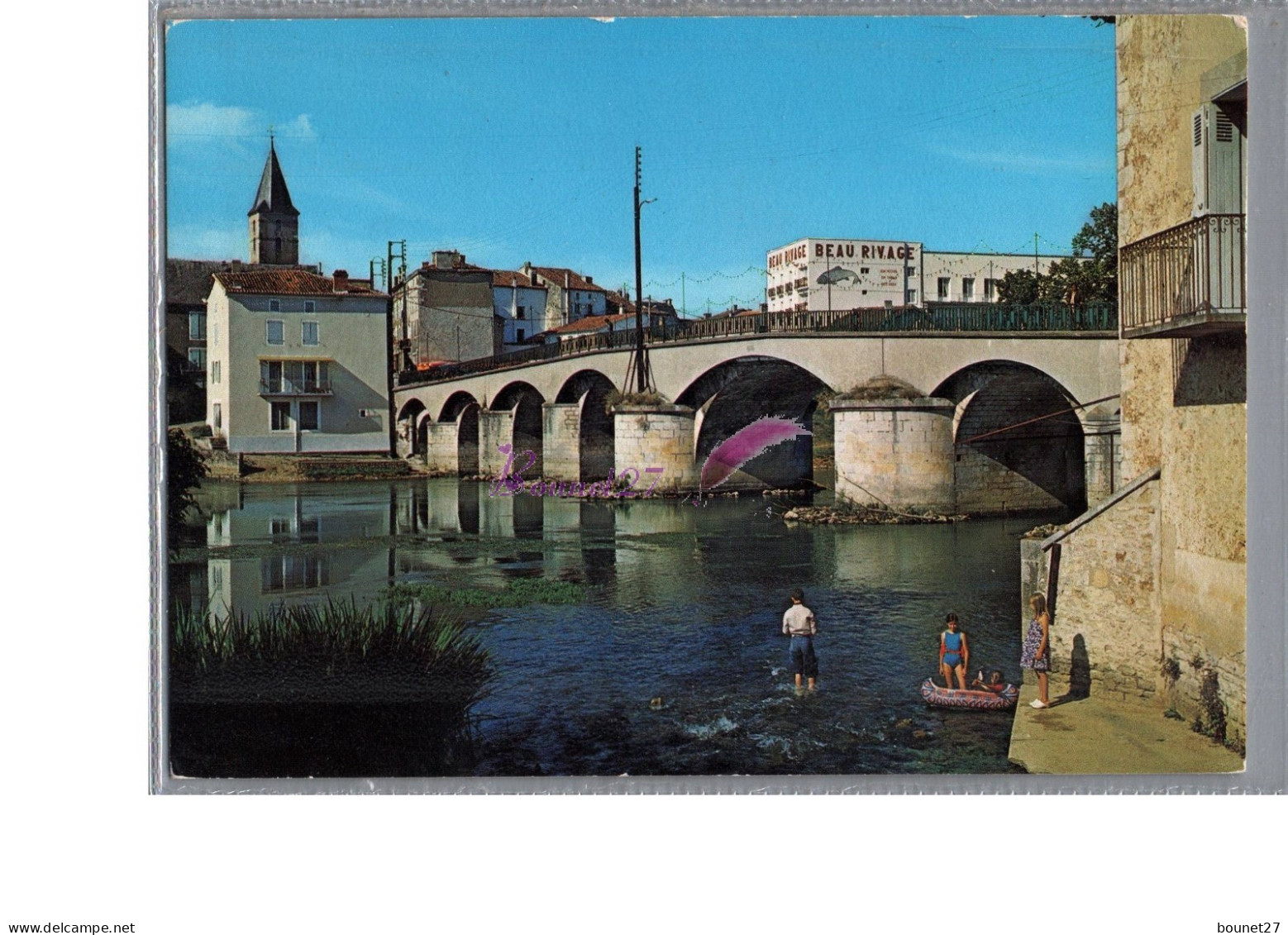 MANSLE 16 - Le Pont Sur La Charente L'Eglise Et L'Hôtel BEAU RIVAGE Animé Enfant Dans L'eau Carte Vierge - Mansle