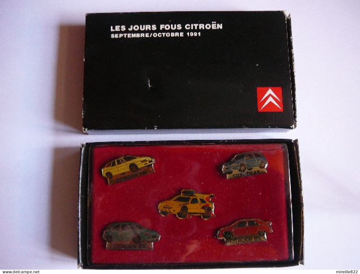 Pin's - COFFRET LES JOURS FOUS  CITROÊN 1991 - Citroën