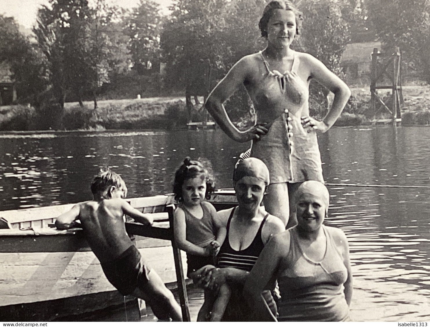 Photography Photo Snapshot 1930 Cannes Belle Femme En Maillot De Bain, On Voit à Travers Femme Avec Enfants En Maillot D - Anonieme Personen