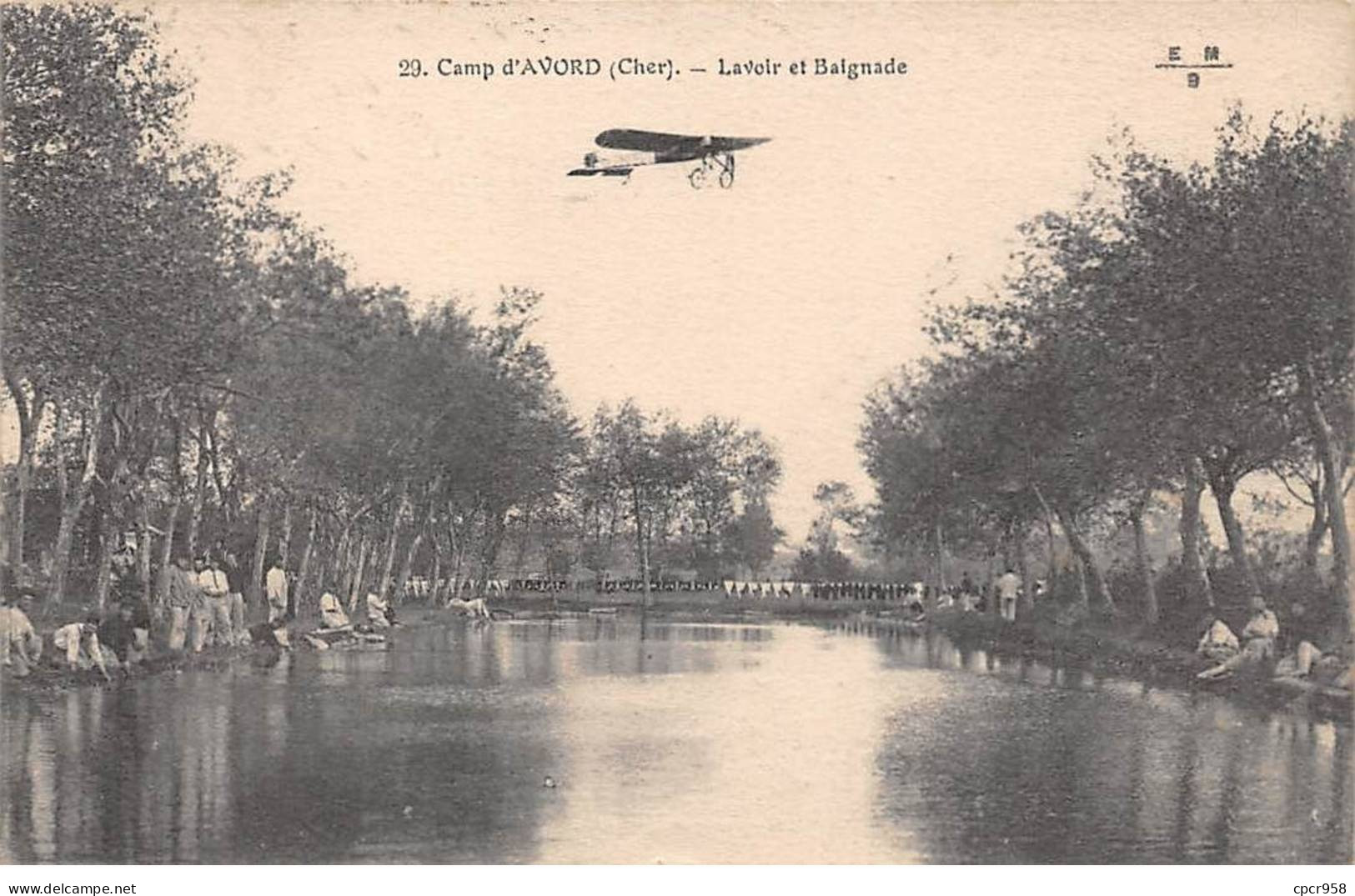 18.AM18219.Avord.Camp D'Avord.Lavoir Et Baignade.Cachet Militaire.Avion - Avord