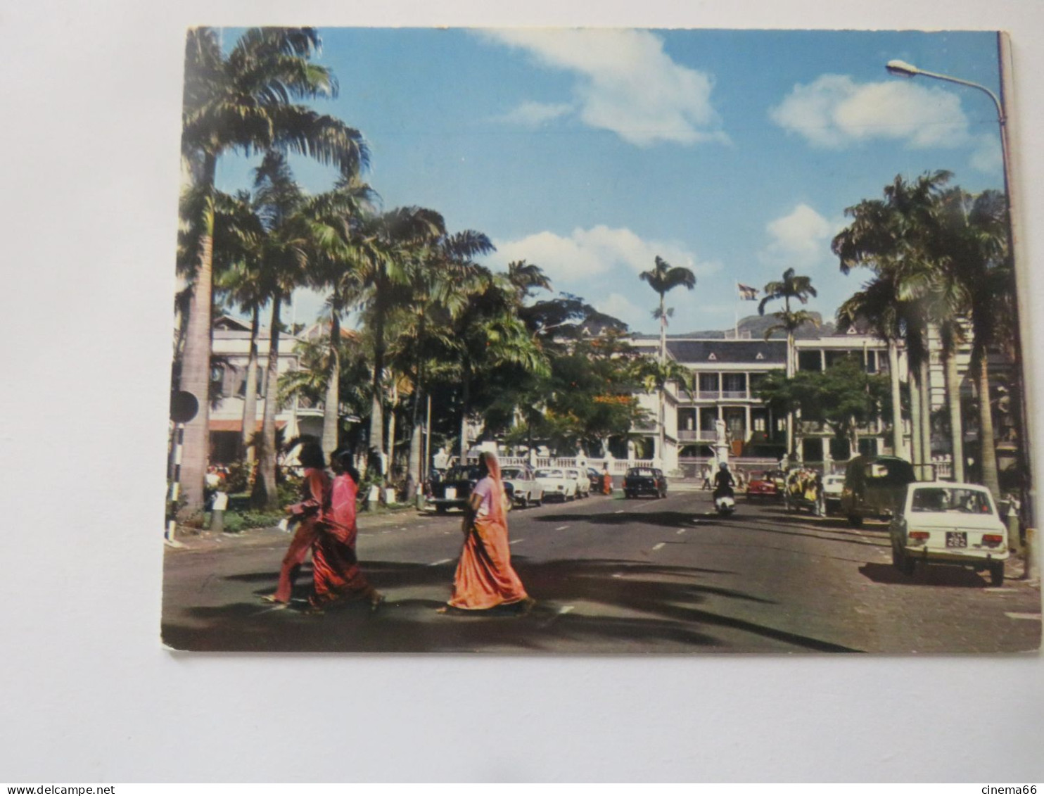 L'ILE MAURICE - MAURITIUS :Place D'Armes - Port Louis - Mauricio