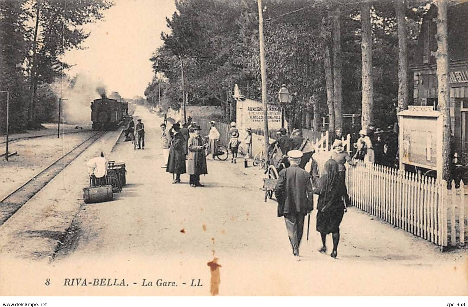 14.AM18172.Riva Bella.N°8.La Gare.Train - Riva Bella