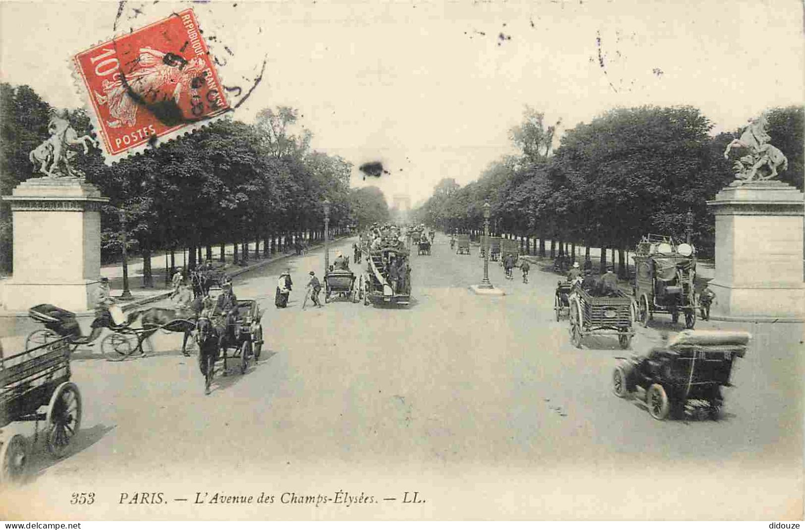 75 - Paris - Avenue Des Champs-Elysées - Animée - Automobiles - CPA - Voir Scans Recto-Verso - Champs-Elysées