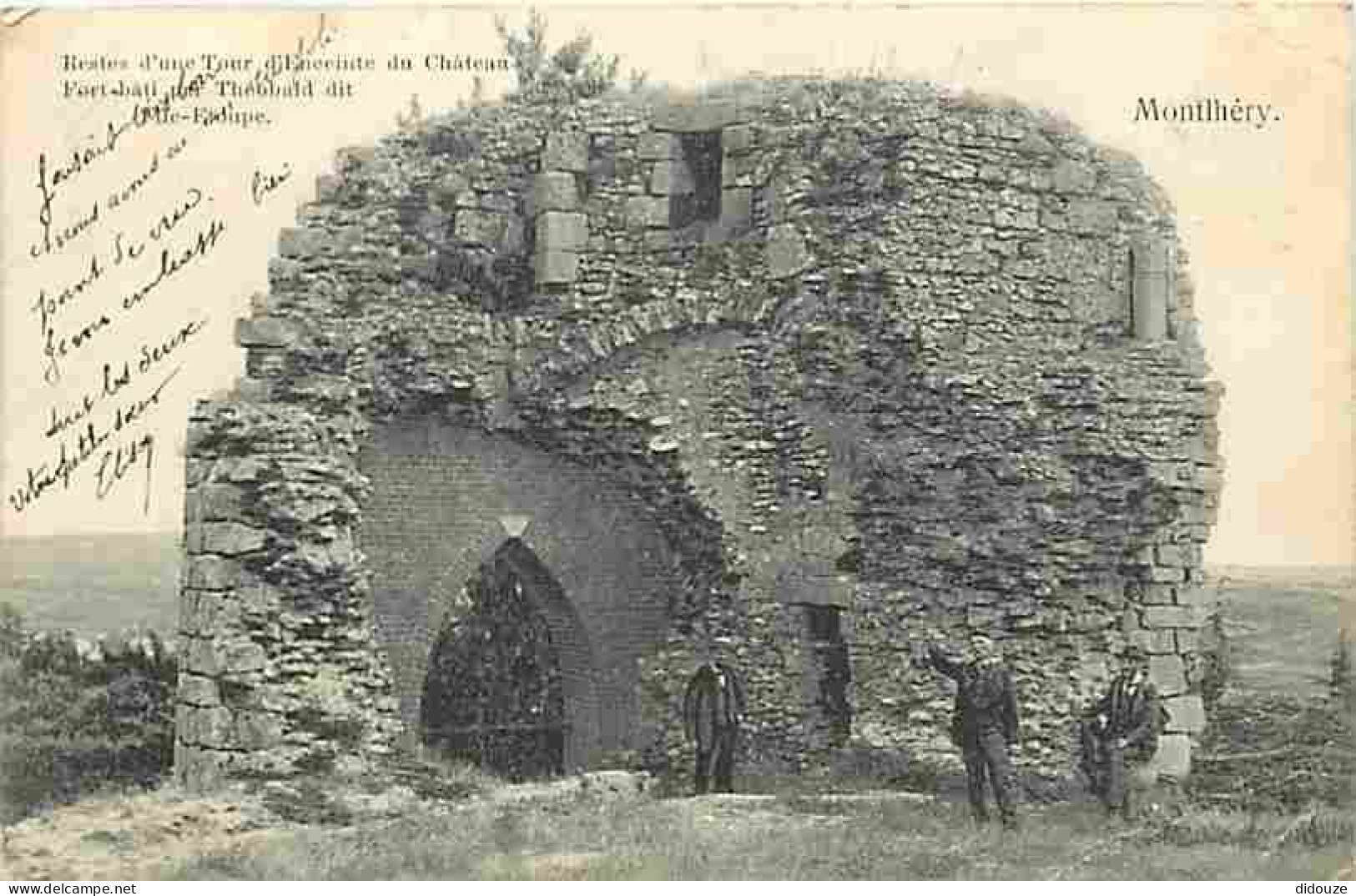 91 - Montlhéry - Restes D'une Tour D'Enceinte Du Chateau - Animé - CPA - Voir Scans Recto-Verso - Montlhery