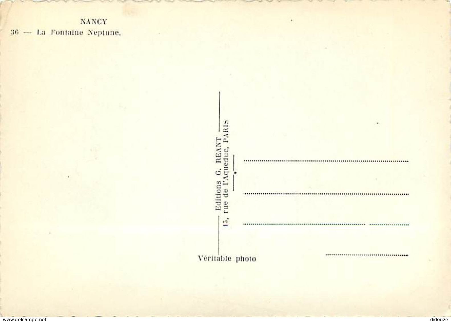 54 - Nancy - Fontaine De Neptune - Mention Photographie Véritable - Carte Dentelée - CPSM Grand Format - Etat Pli Visibl - Nancy