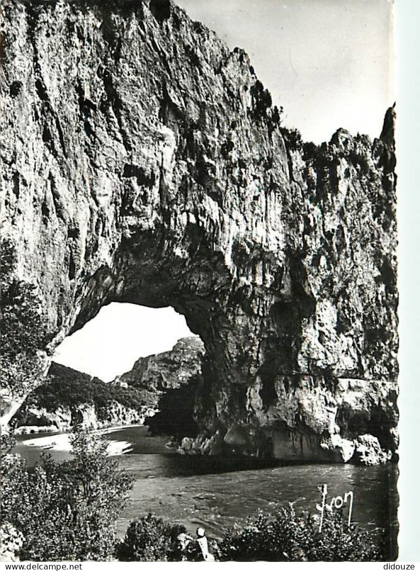 07 - Vallon Pont D'Arc - Le Pont D'Arc - Admirable Travail De La Nature - Mention Photographie Véritable - Carte Dentelé - Vallon Pont D'Arc