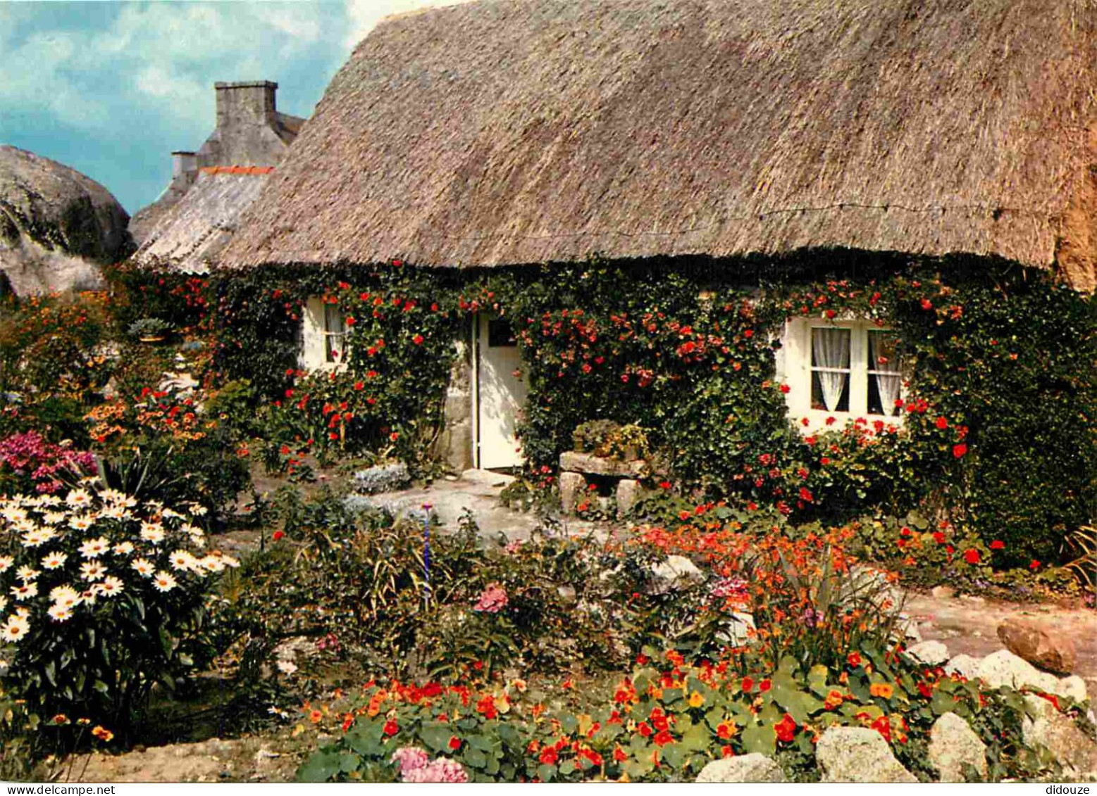 Régions - Bretagne - Maisons Fleuries De Bretagne - Fleurs - CPM - Voir Scans Recto-Verso - Bretagne
