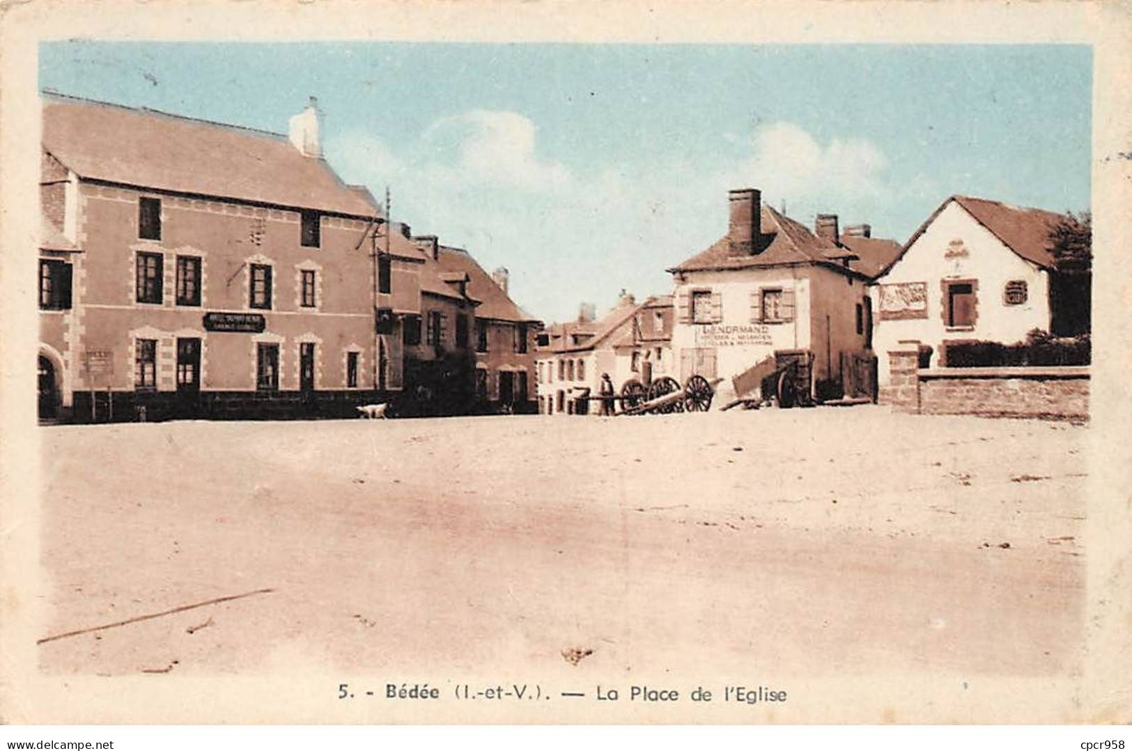 35.AM18484.Bédée.N°5.La Place De L'église - Autres & Non Classés