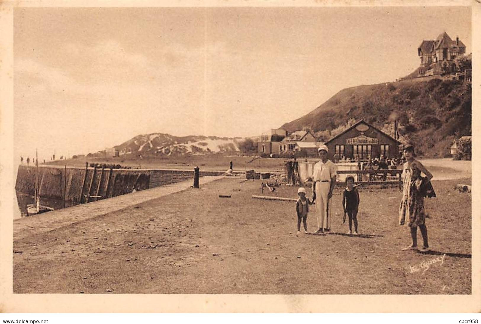 50 - CARTERET - SAN35666 - Les Belles Plages Normandes - Le Port Et La Falaise - Carteret