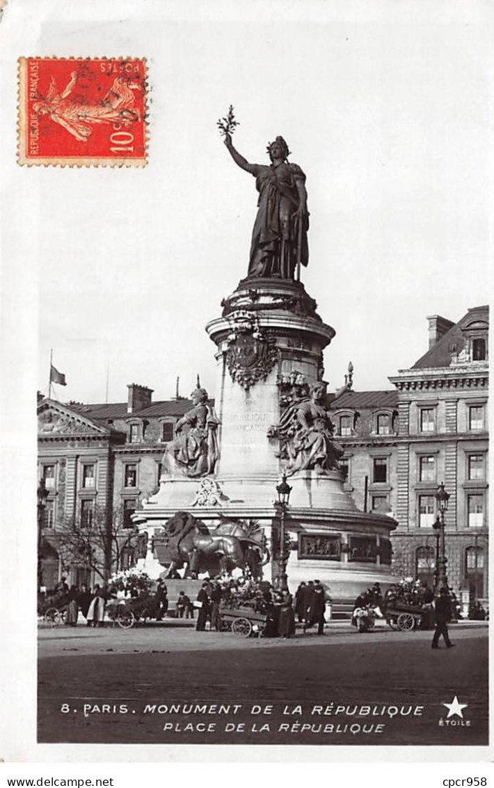 75011 - PARIS - SAN35773 - Monument De La République - Place De La République - Arrondissement: 11