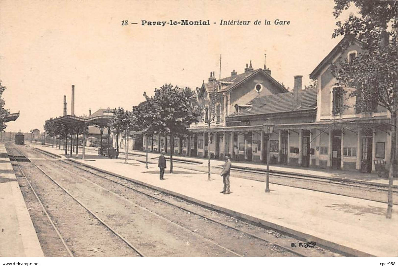 71 - PARAY LE MONIAL - SAN42629 - Intérieur De La Gare - Paray Le Monial