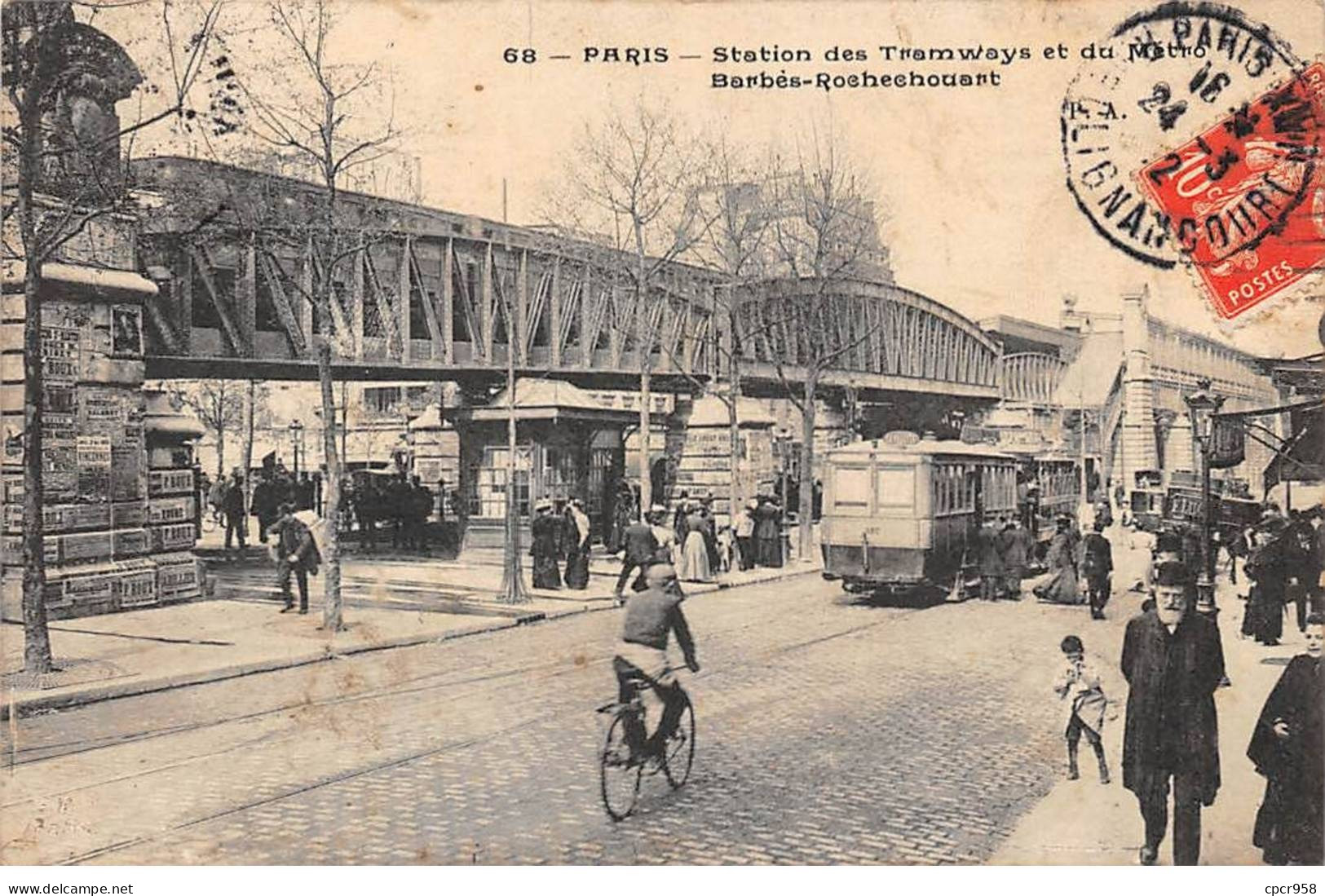 75009 - PARIS - SAN42652 - Station Des Tramways Et Du Métro Barbès Rochechouart - Arrondissement: 09