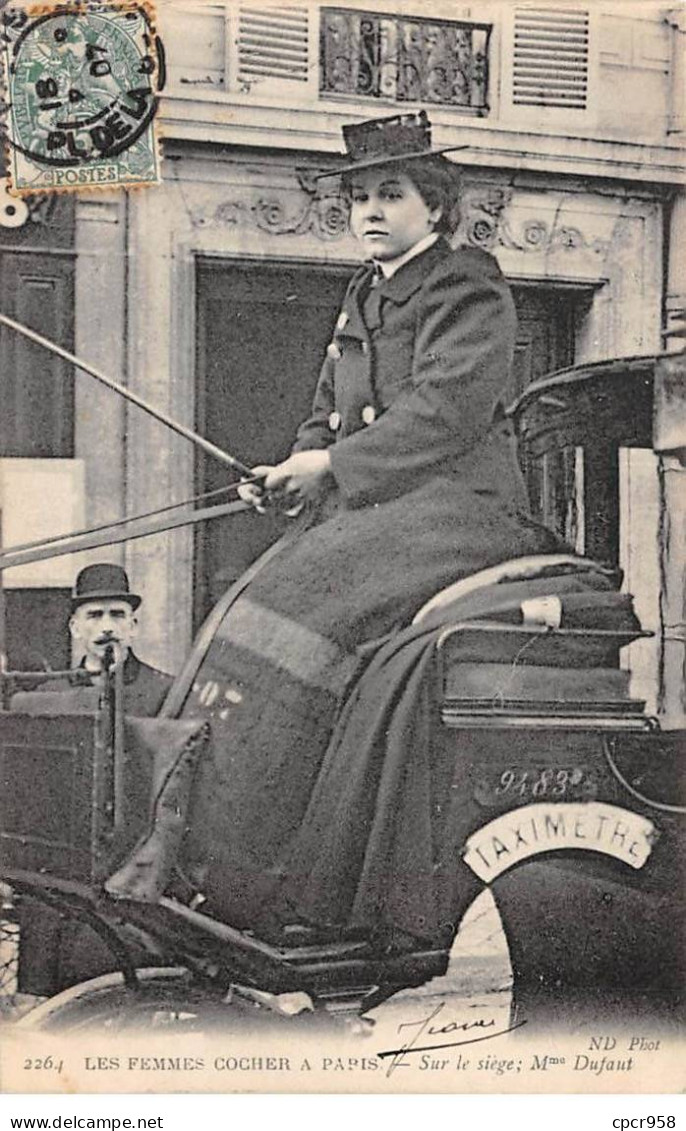 75 - PARIS - SAN37693 - Les Femmes Cocher - Sur Le Siège : Mme Dufaut - Petits Métiers à Paris