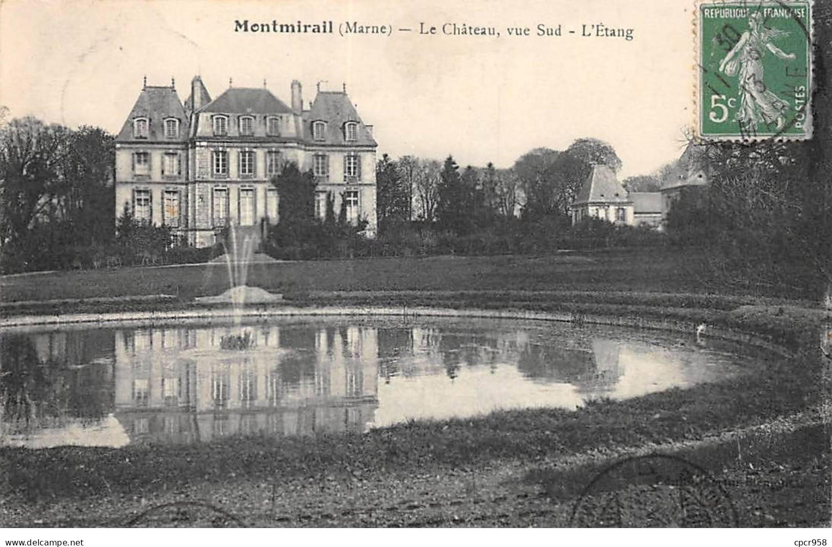 51 - MONTMIRAIL - SAN37475 - Le Château, Vue Du Sud - L'Etang - Montmirail