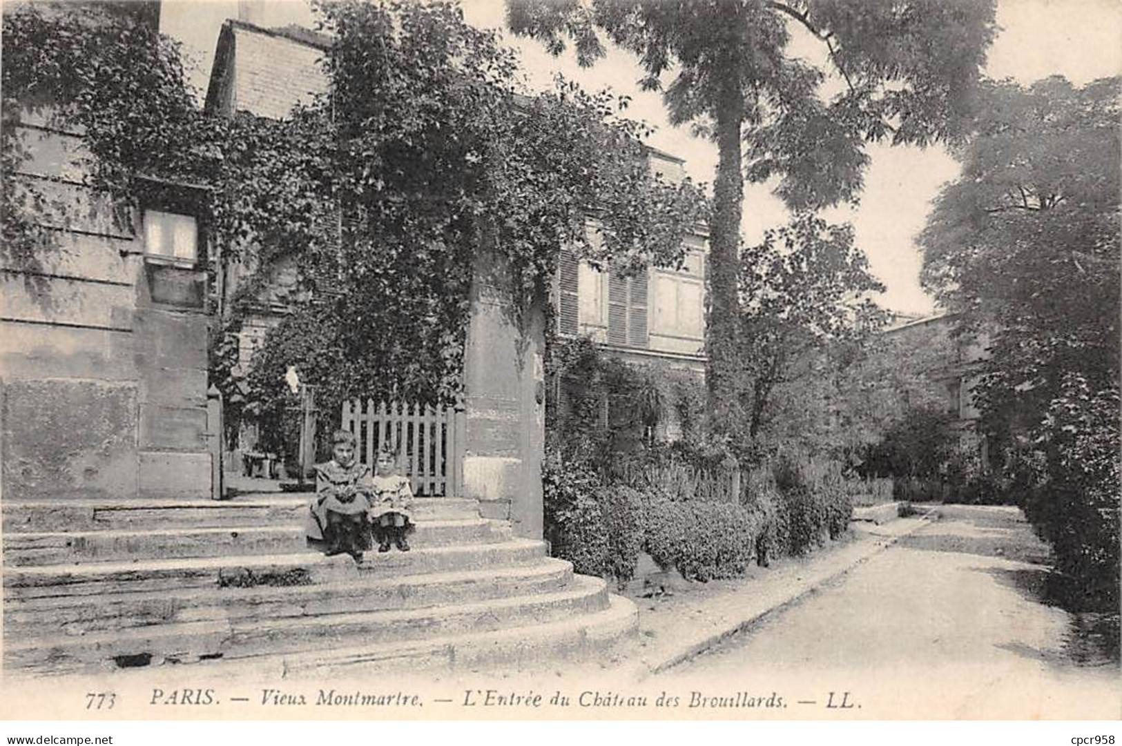 75018 - PARIS - SAN42659 - L'Entrée Du Château Des Brouillards - Arrondissement: 18