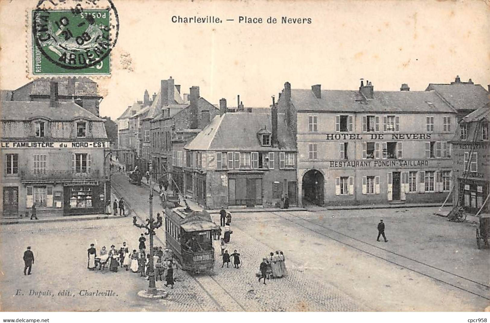 08 - CHARLEVILLE - SAN37089 - Place De Nevers  - Tramway - Charleville