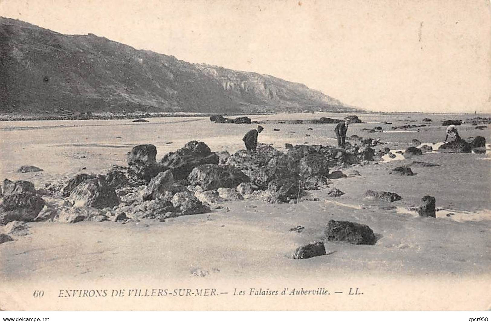 14 - VILLERS SUR MER - SAN43197 - Les Falaises D'Auberville - Villers Sur Mer
