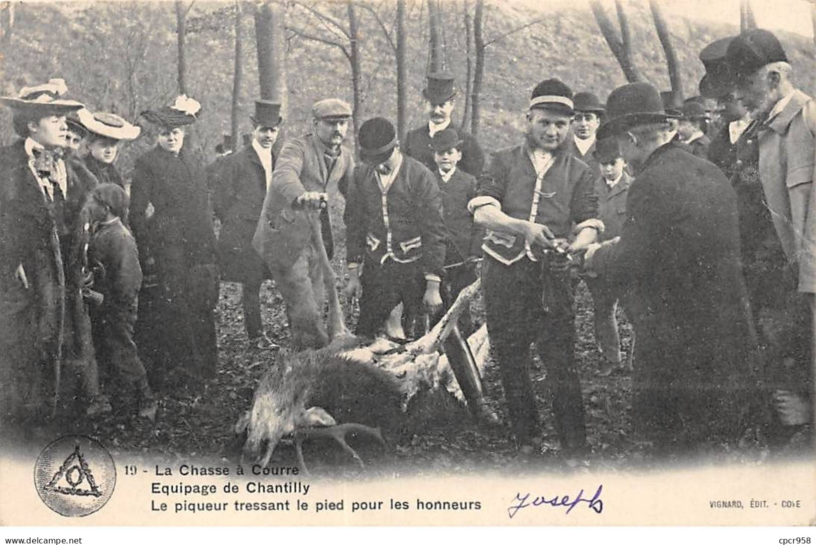 CHASSE - SAN37864 - Equipage De Chantilly - Une Chasse à Courre - Le Piqueur Tressant Le Pied Pour Les Honneurs - Jagd