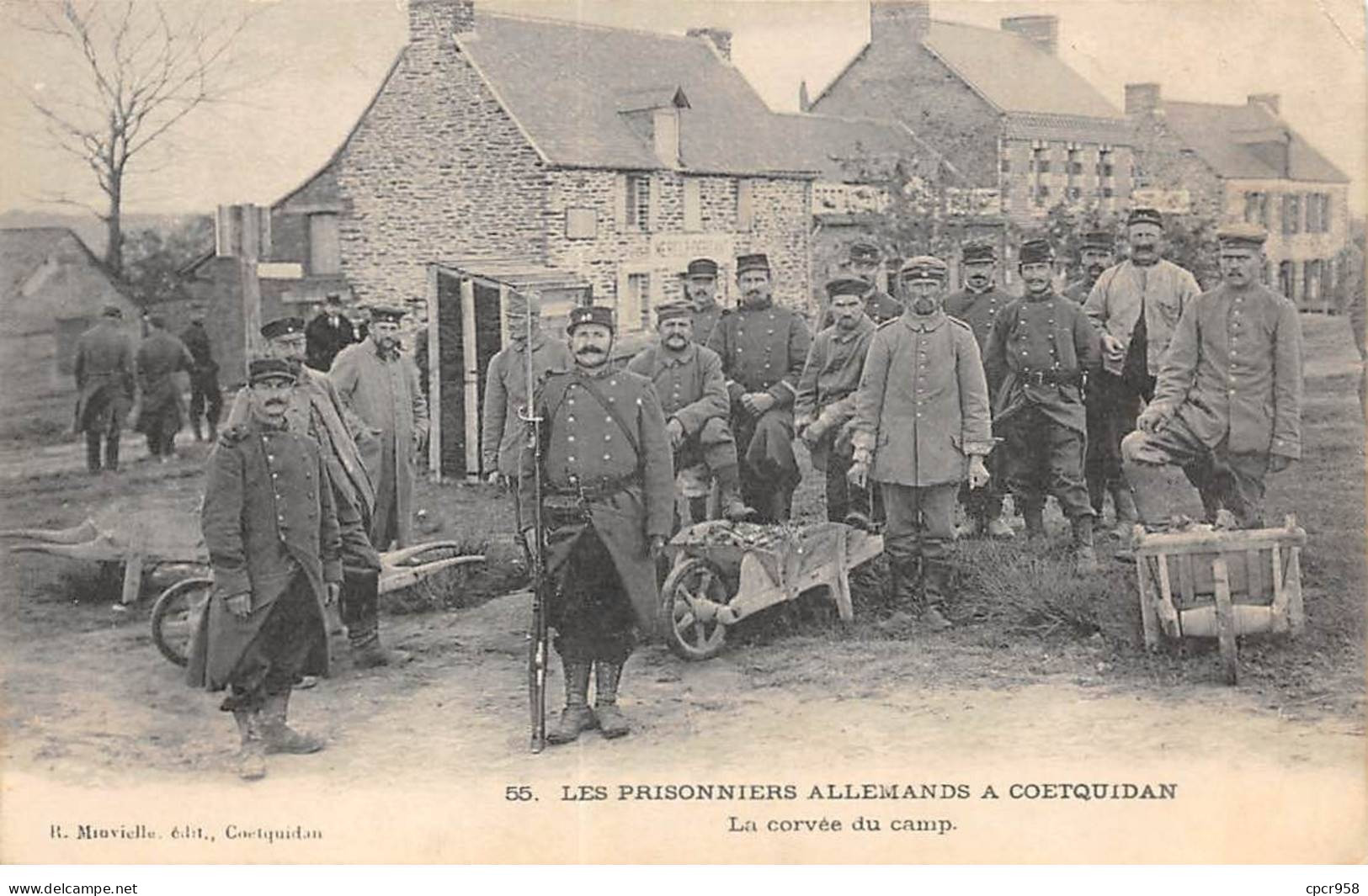 56 - COETQUIDAN - SAN37583 - Les Prisonniers Allemands à Coëtquidan - La Corvée Du Camp - Guer Cötquidan