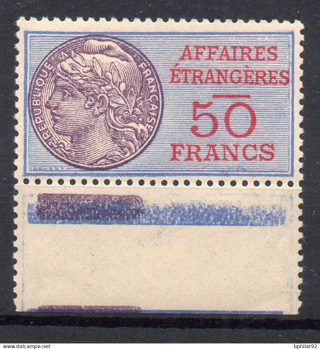 !!! FISCAL, AFFAIRES ETRANGERES N°4 NEUF ** - Stamps