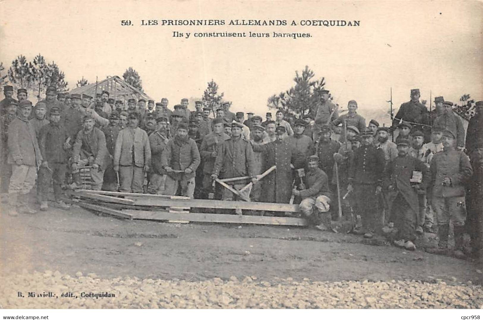 56 - COETQUIDAN - SAN37579 - Les Prisonniers Allemands à Coëtquidan - Ils Y Construisent Leurs Baraques - Guer Coetquidan