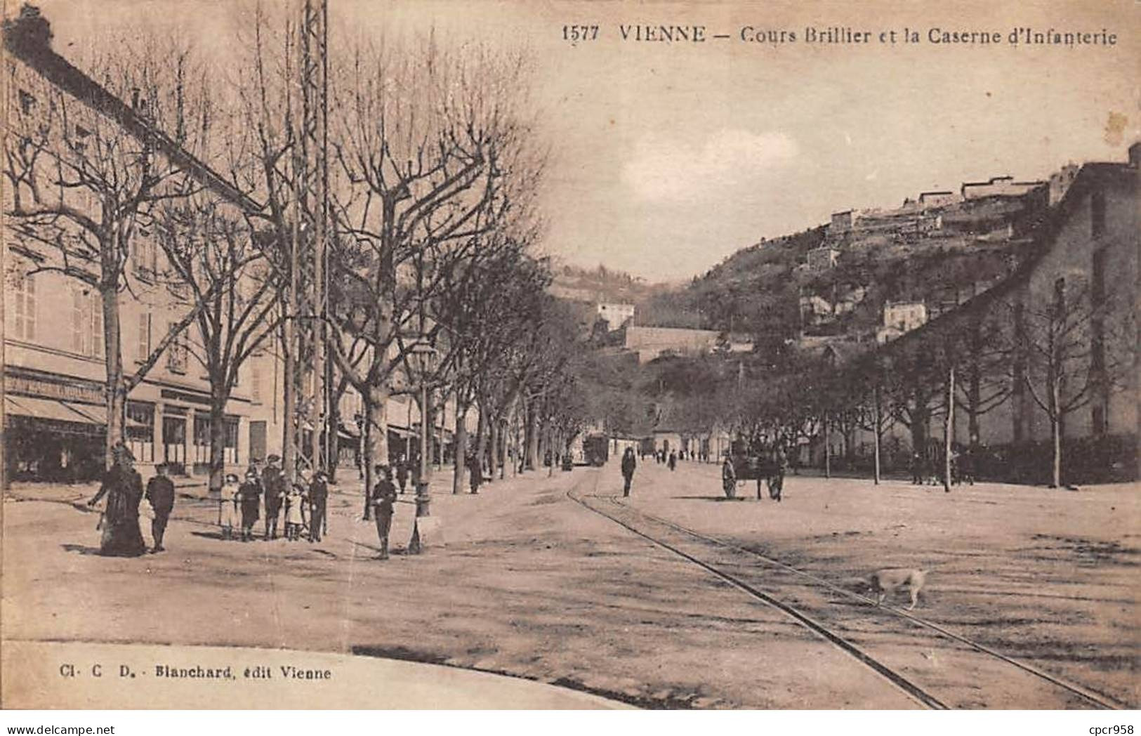 38 - VIENNE - SAN43484 - Cours Brillier Et La Caserne D'Infanterie - Vienne