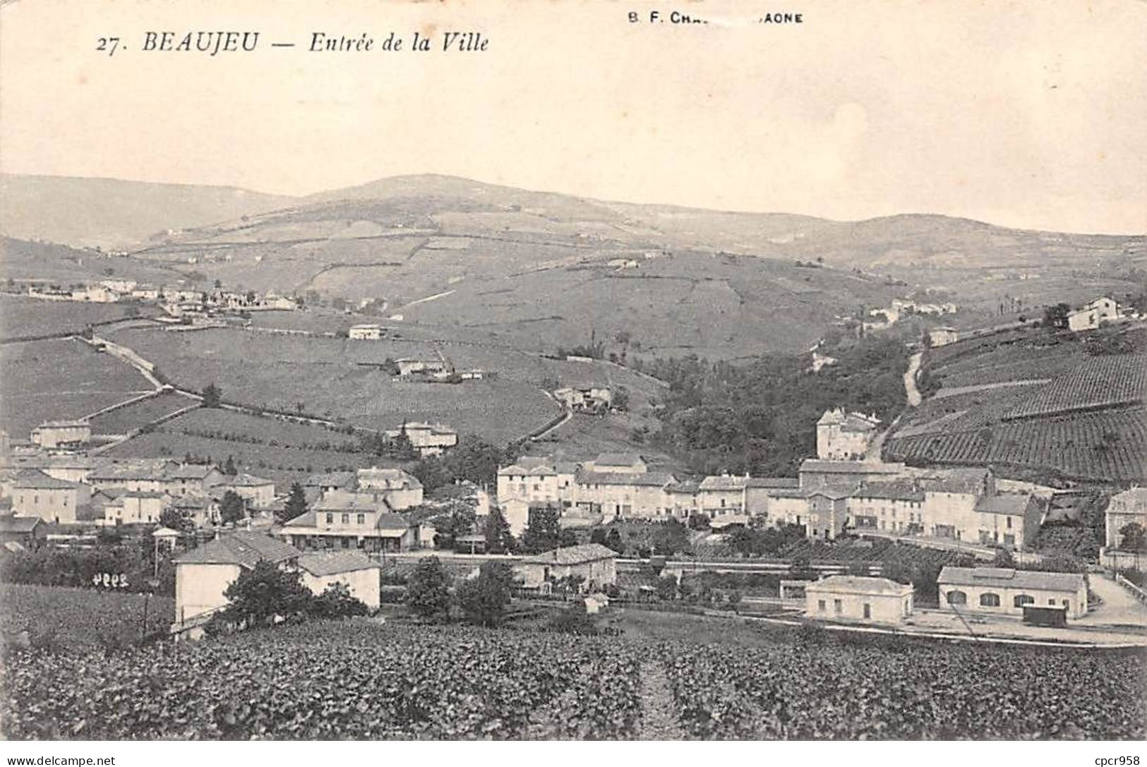 69.AM18929.Beaujeu.N°27.Vue Générale.Entrée De La Ville - Beaujeu