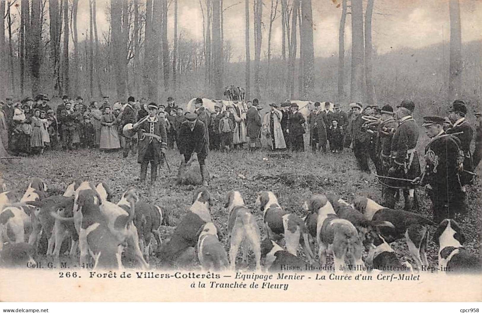 CHASSE - SAN37893 - Forêt De Villers Cotterêts - Equipage Menier - La Curée D'un Cerf Mulet à La Tranchée De Fleury - Caza