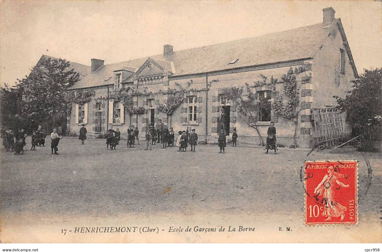 18 - HENRICHEMONT - SAN43222 - Ecole De Garçons De La Borne - Henrichemont