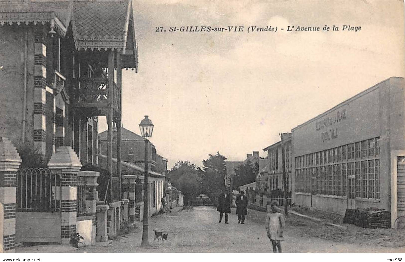 85.AM19147.Saint Gilles Sur Vie.n°27.L'avenue De La Plage - Saint Gilles Croix De Vie