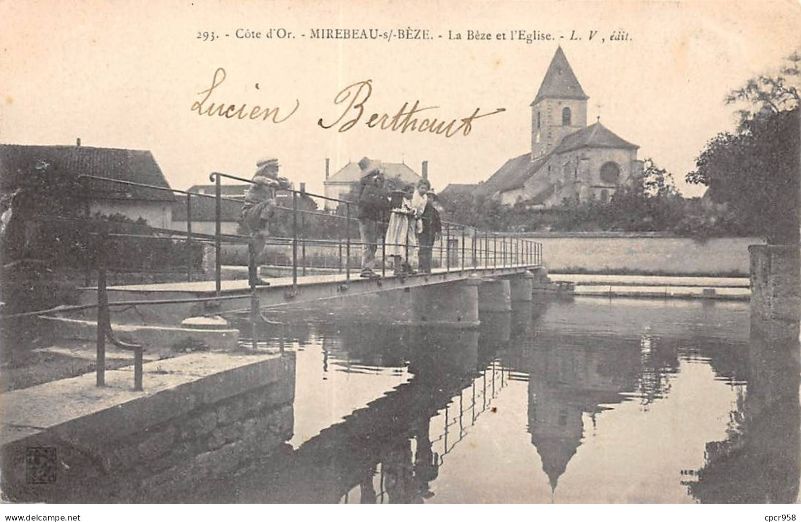 21 - MIREBEAU S/BEZE - SAN38395 - La Bèze Et L'Eglise - Mirebeau