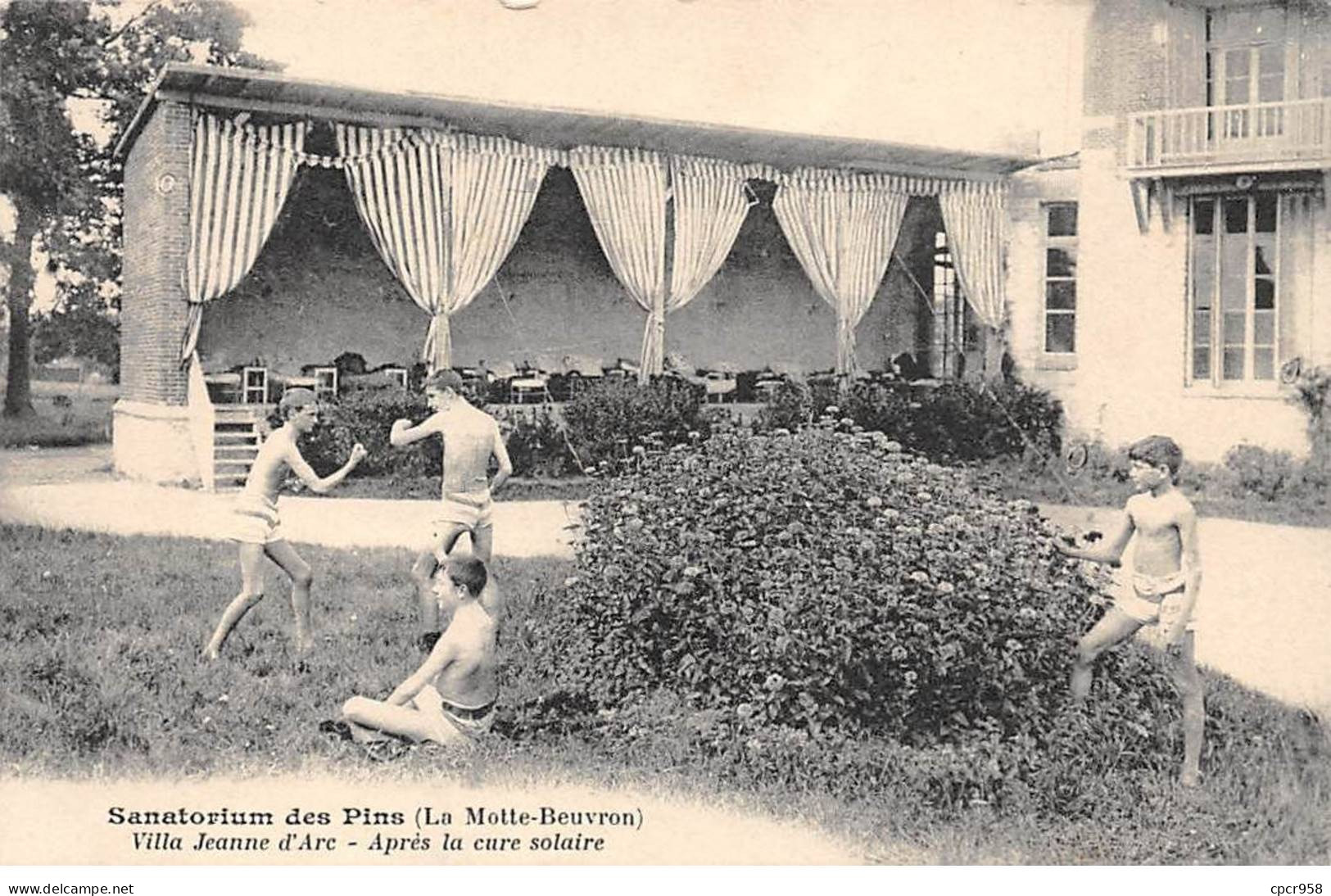 41 - LAMOTTE BEUVRON - SAN39971 - Sanatorium Des Pins - Villa Jeanne D'Arc - Après La Cure Solaire - Lamotte Beuvron