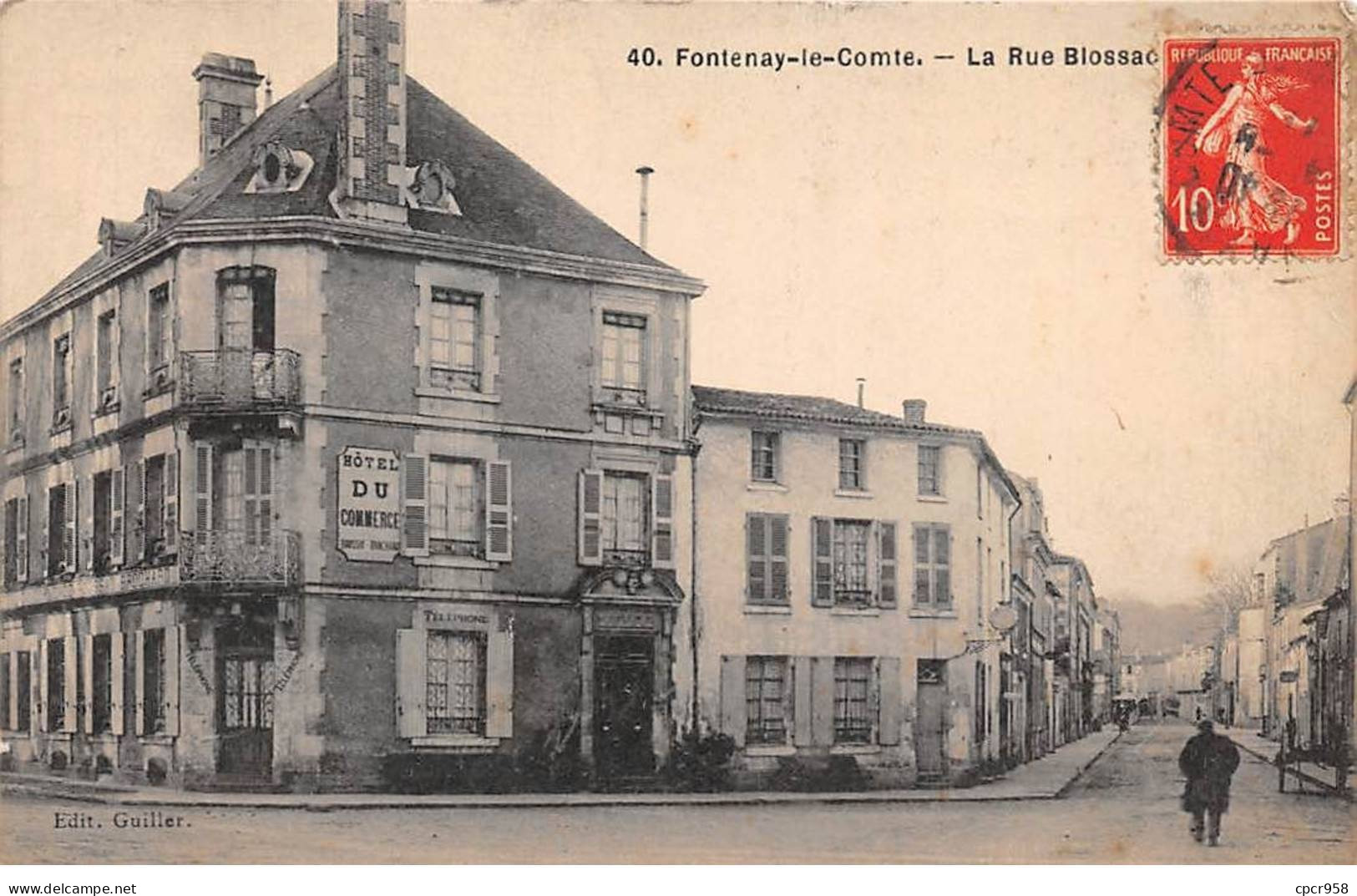 85 - FONTENAY LE COMTE - SAN58570 - La Rue Blossac - En L'état - Fontenay Le Comte