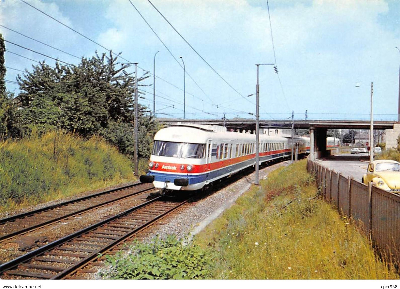 TRAINS - SAN58753 - Un Turbotrain RTG Destiné à L'AMTRAK (USA) Effectuant Une Marche D'essai  - CPSM 15x10 Cm - Trains